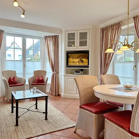 Vakantiehuis Lerchenweg 14a, Haus 1 Westerland